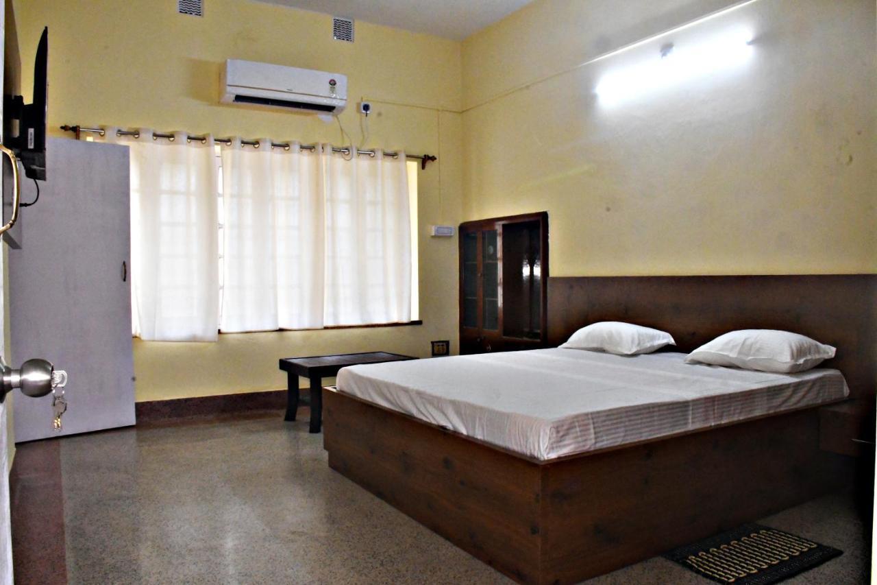 Jhargram Eshani Hotels And Guest House Eksteriør bilde